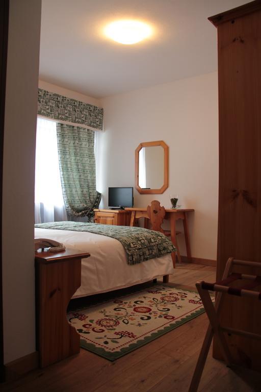 Garni Valdan Hotel Falcade Bagian luar foto